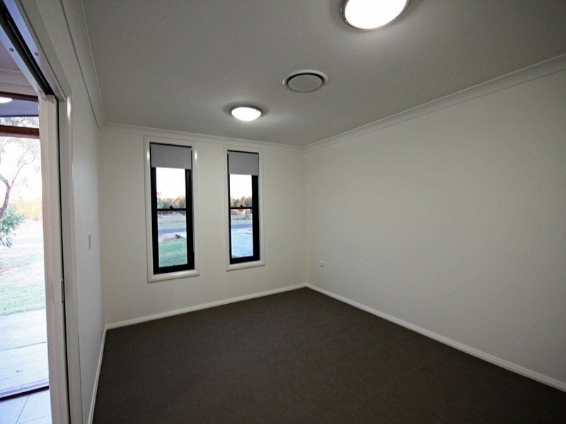 166 Washington Avenue, Chinchilla QLD 4413