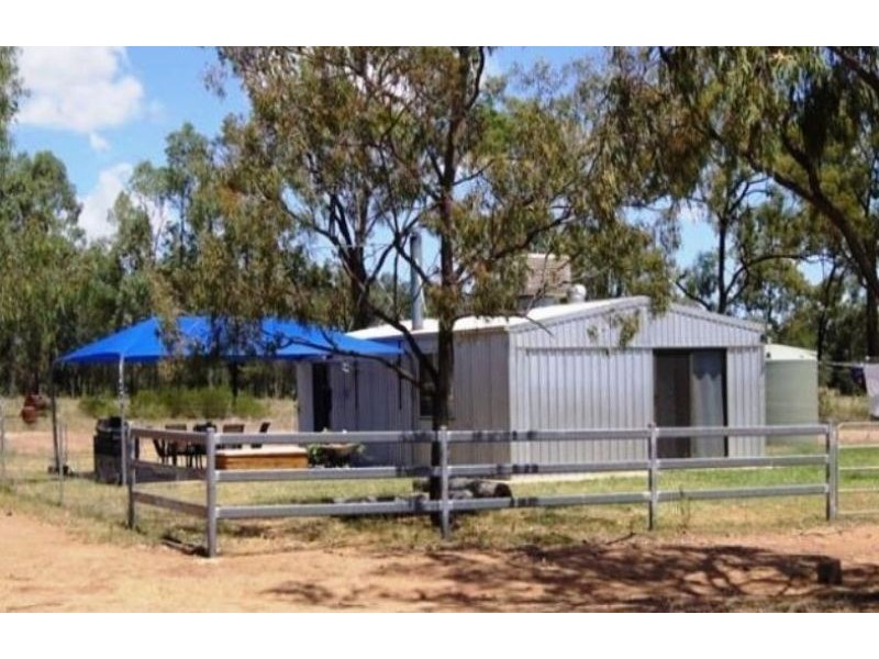 173 Surcingle Road, Chinchilla QLD 4413