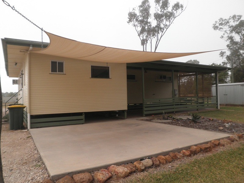 8 Kurtz Street, Chinchilla QLD 4413