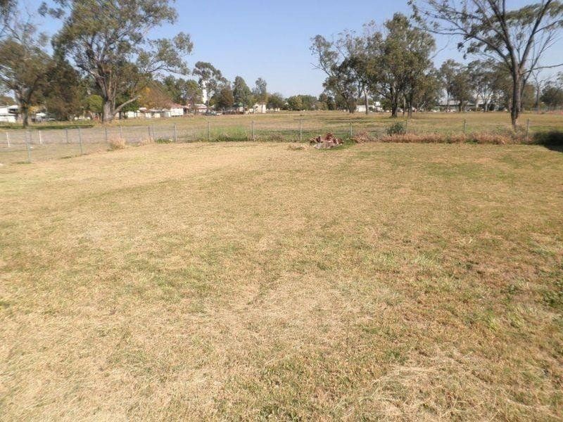 13 Wambo Street, Chinchilla QLD 4413