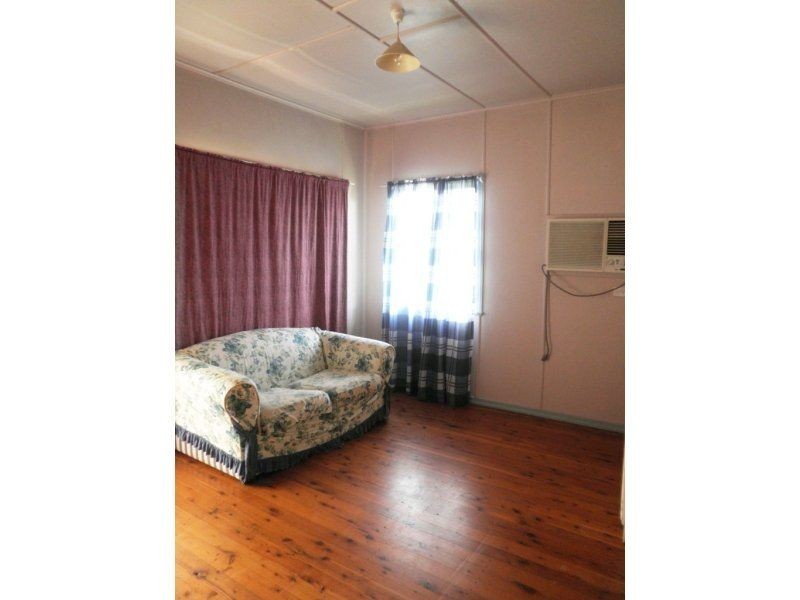 13 Claydon Street, Chinchilla QLD 4413