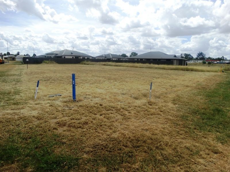1 Wheildon Way, Chinchilla QLD 4413