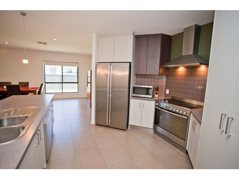 65 Sommerfeld Crescent, Chinchilla QLD 4413
