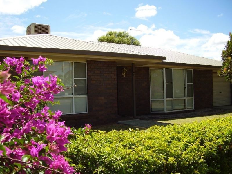 105 Oak Street, Chinchilla QLD 4413