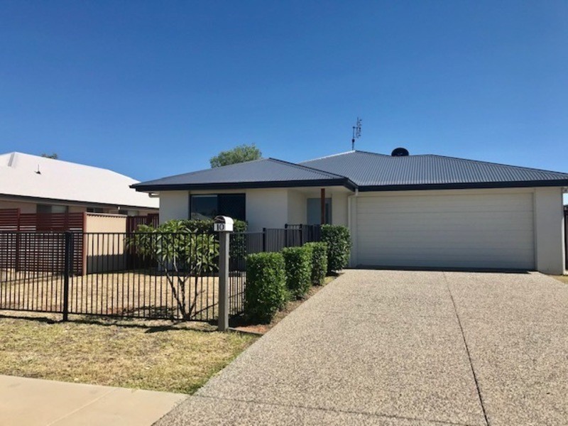 10 Bridgeman Parade, Chinchilla QLD 4413