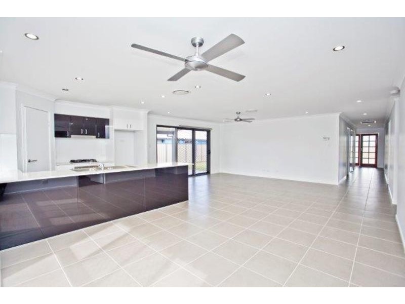 26 Skewis Street, Chinchilla QLD 4413