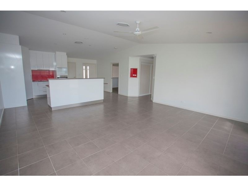 3/22 Pine Street, Miles QLD 4415