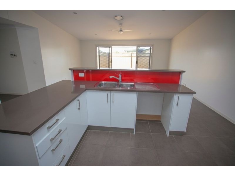 3/22 Pine Street, Miles QLD 4415