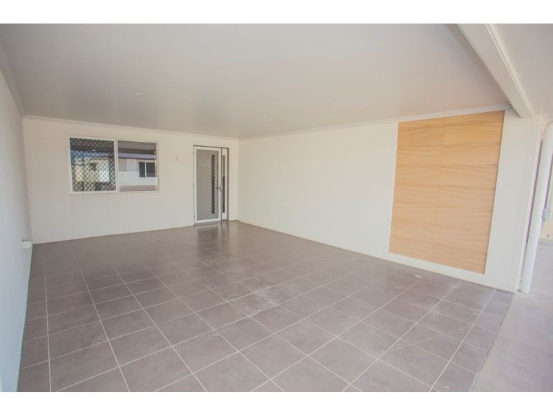 3/22 Pine Street, Miles QLD 4415