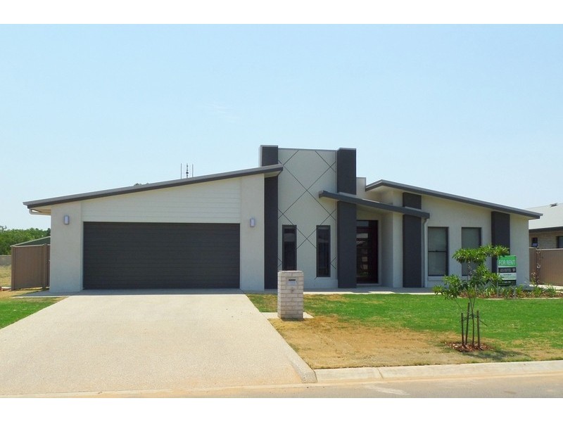 6  Parker Place, Chinchilla QLD 4413