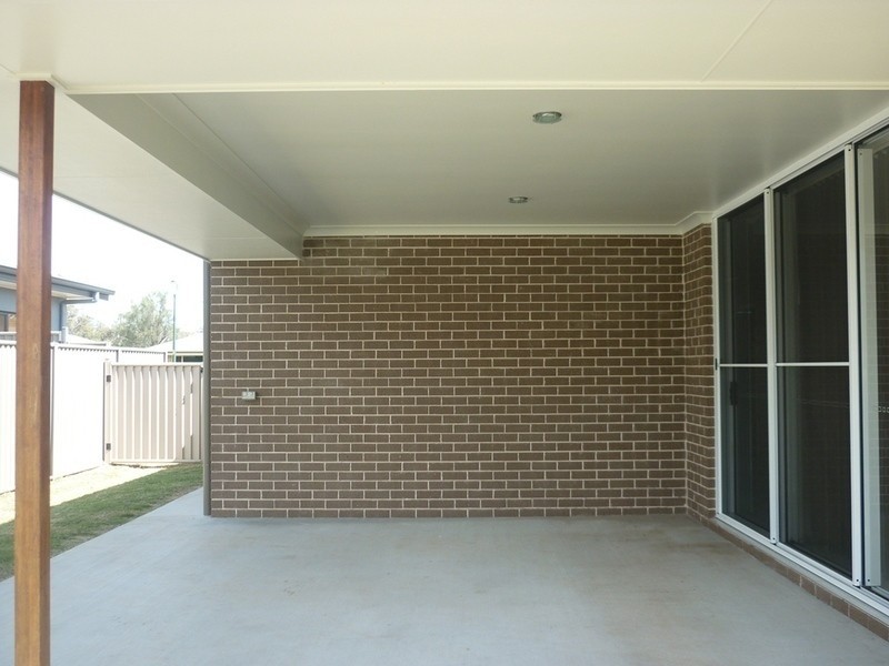 14 Sommerfeld Cr, Chinchilla QLD 4413