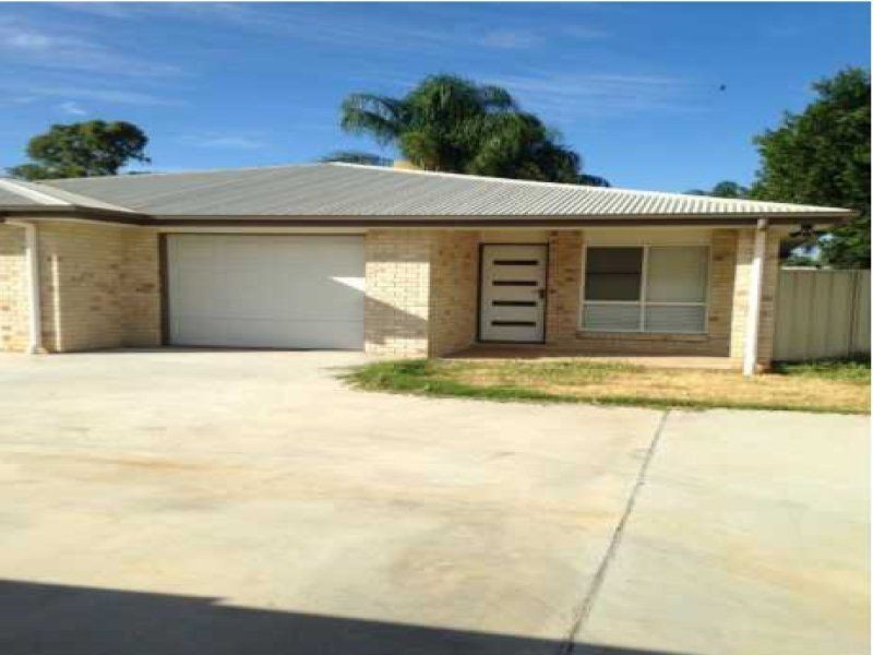 2/22 Barber Street, Chinchilla QLD 4413