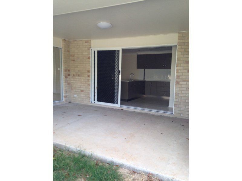 2/22 Barber Street, Chinchilla QLD 4413