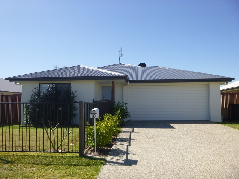 10 Bridgeman Parade, Chinchilla QLD 4413