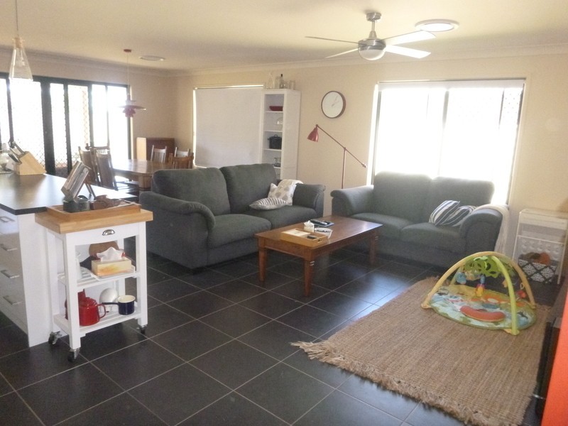 10 Bridgeman Parade, Chinchilla QLD 4413