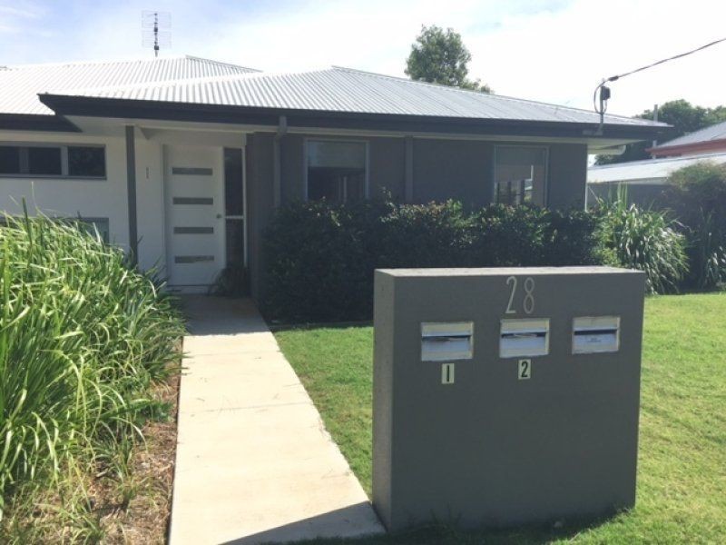 Unit 1/28 Evans Street, Chinchilla QLD 4413