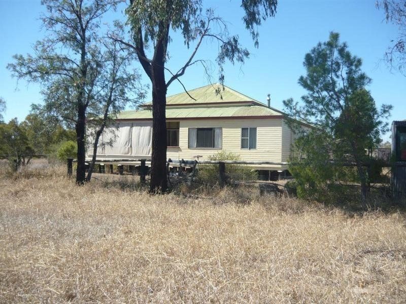 215 ACRES – 38672 – Leichhardt Highway, Miles QLD 4415