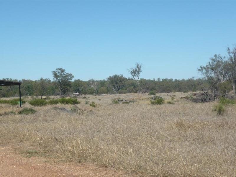 215 ACRES – 38672 – Leichhardt Highway, Miles QLD 4415