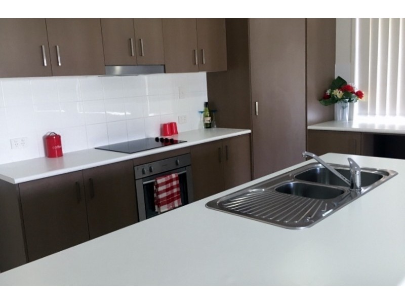 4 Campbell Street, Chinchilla QLD 4413