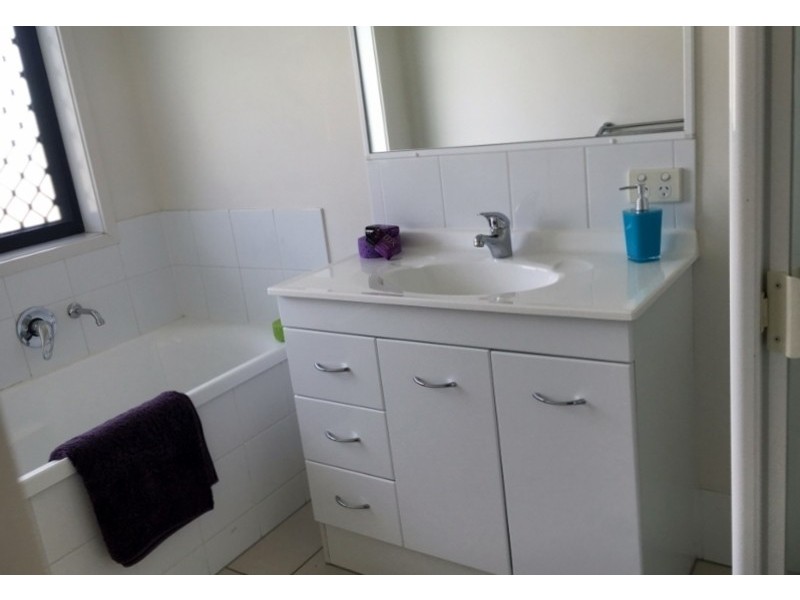 4 Campbell Street, Chinchilla QLD 4413