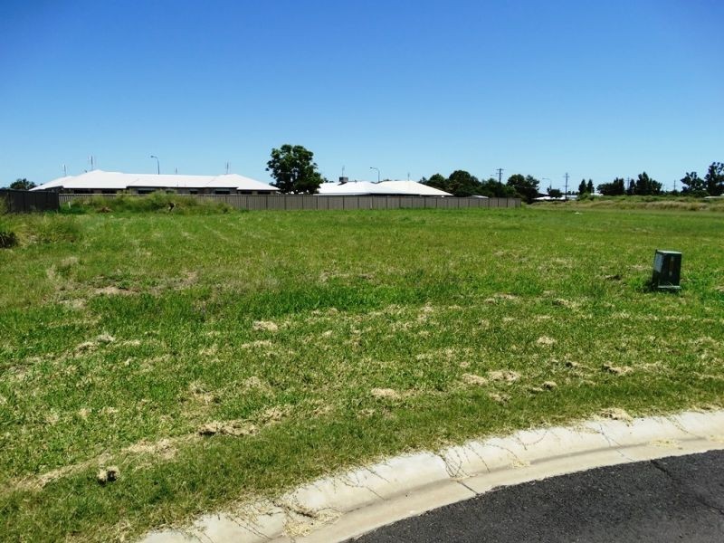9 Wheildon Way, Chinchilla QLD 4413