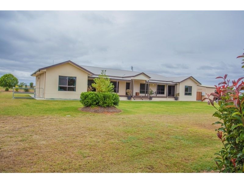 169 Ainsworth Street, Chinchilla QLD 4413