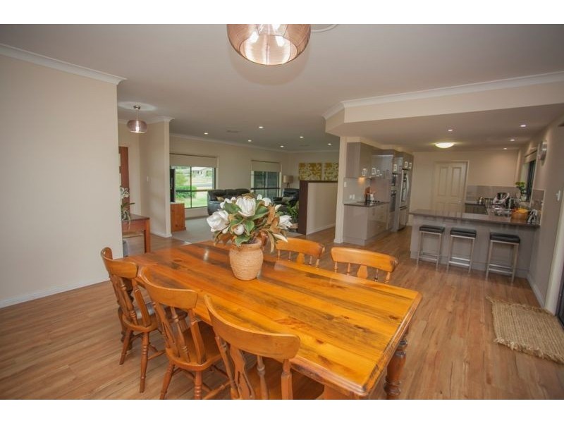 169 Ainsworth Street, Chinchilla QLD 4413