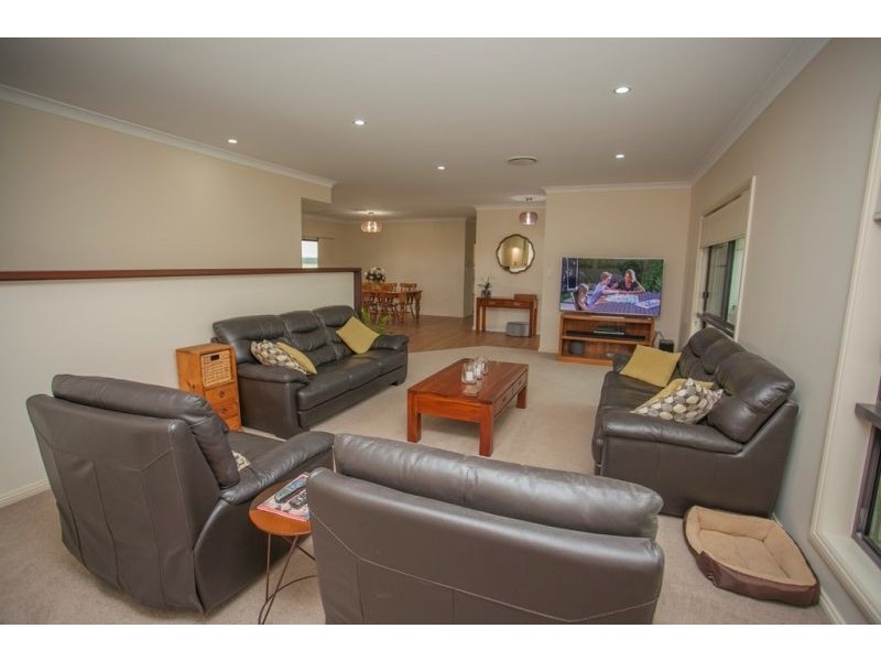 169 Ainsworth Street, Chinchilla QLD 4413