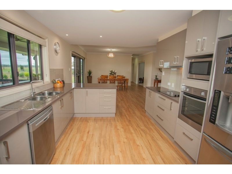 169 Ainsworth Street, Chinchilla QLD 4413