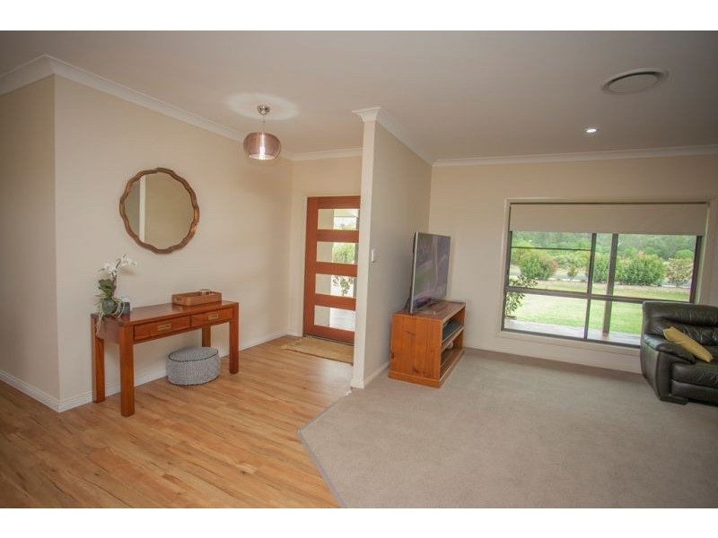 169 Ainsworth Street, Chinchilla QLD 4413