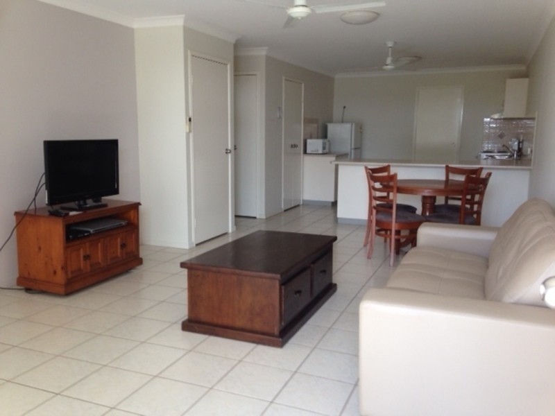 1/15 Back Avenue, Chinchilla QLD 4413