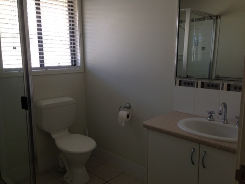 1/15 Back Avenue, Chinchilla QLD 4413