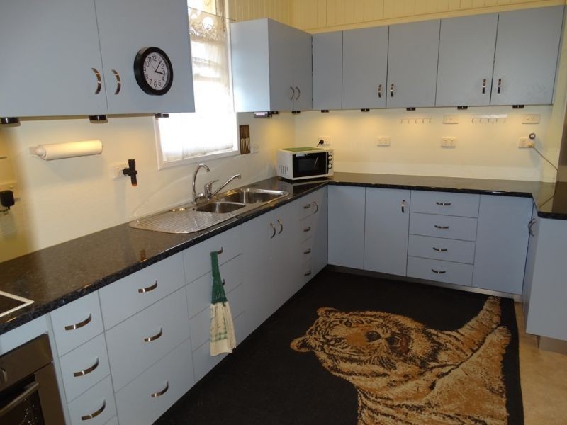 2023 m2 – 10 Robinson Street, Warra QLD 4411