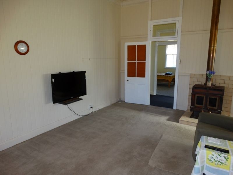 2023 m2 – 10 Robinson Street, Warra QLD 4411