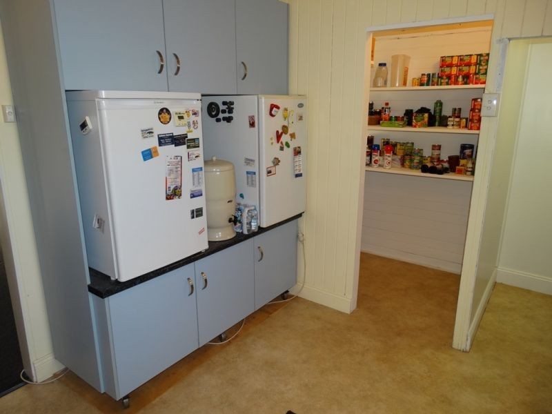 2023 m2 – 10 Robinson Street, Warra QLD 4411