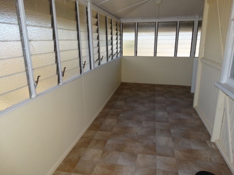 2023 m2 – 10 Robinson Street, Warra QLD 4411