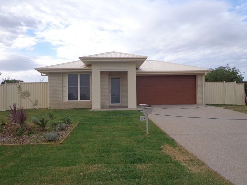 43 Hurse Street, Chinchilla QLD 4413