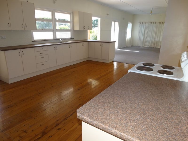 22 Windmill Road, Chinchilla QLD 4413
