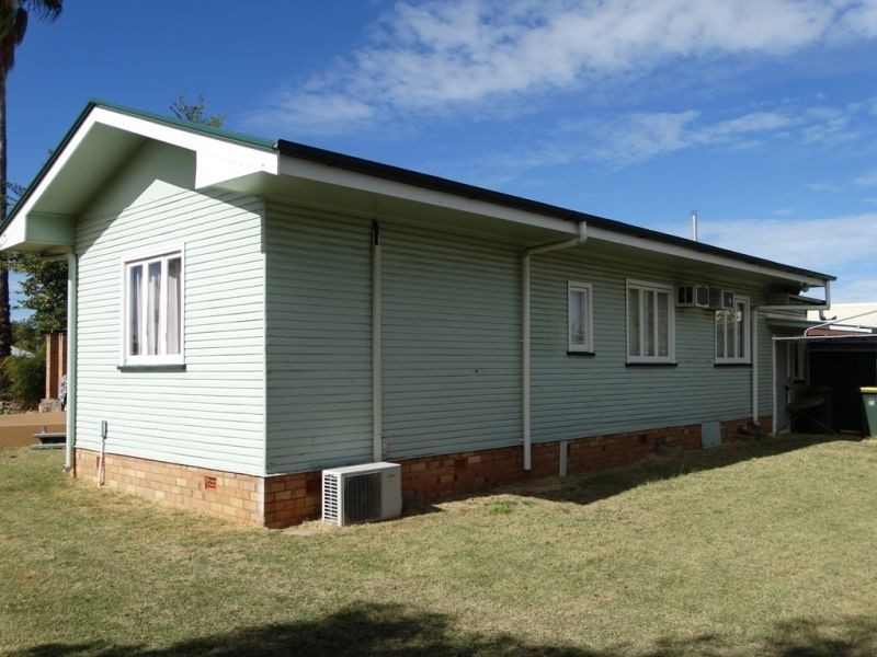 22 Windmill Road, Chinchilla QLD 4413