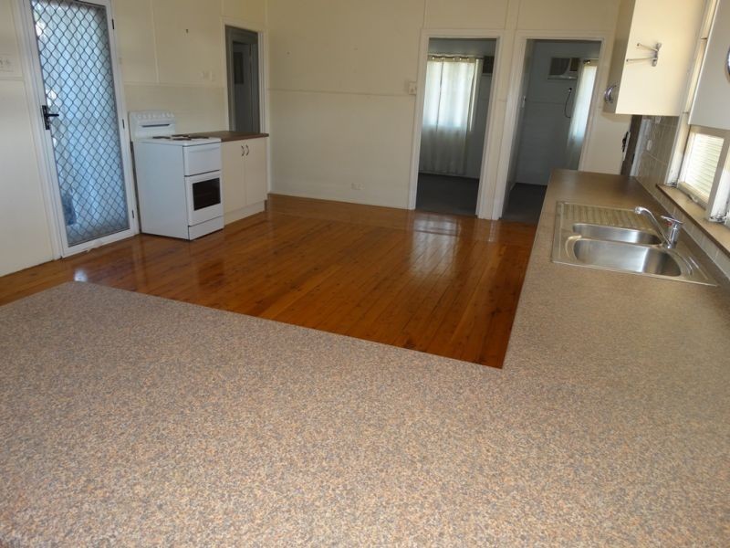 22 Windmill Road, Chinchilla QLD 4413