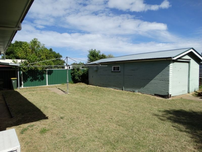 22 Windmill Road, Chinchilla QLD 4413