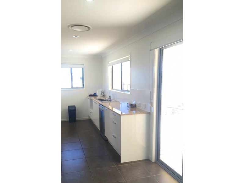 8A  Hurse Street, Chinchilla QLD 4413
