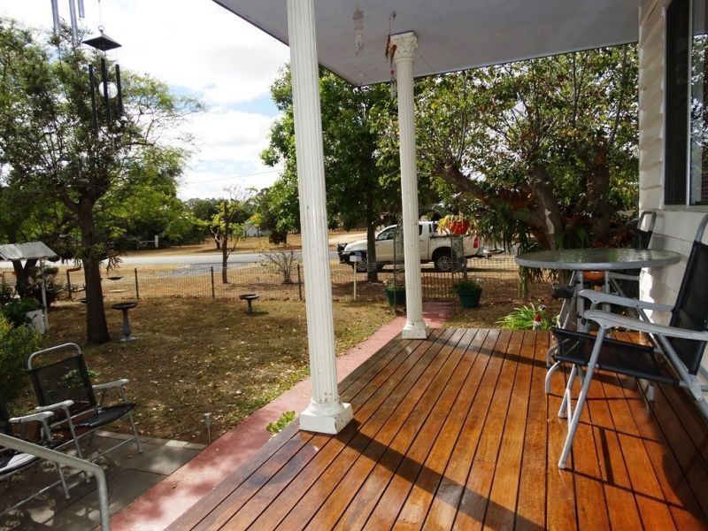 62 Eva Street, Jandowae QLD 4410