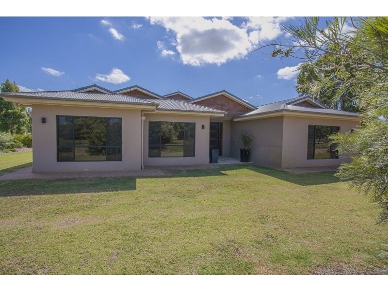 32 Oak Street, Chinchilla QLD 4413