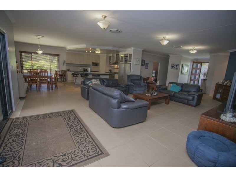 32 Oak Street, Chinchilla QLD 4413