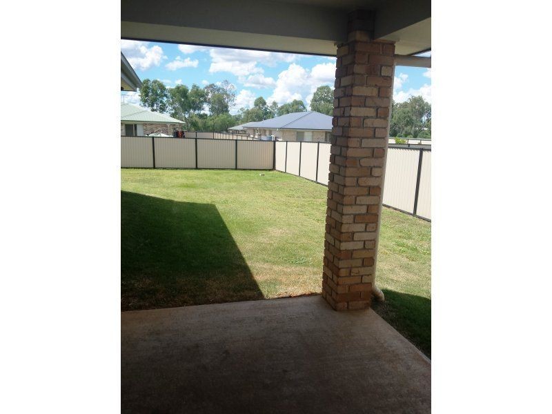 135 Zeller Street, Chinchilla QLD 4413