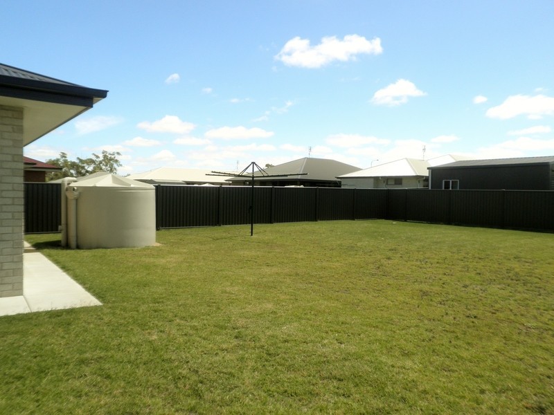 13 Cameron Street, Chinchilla QLD 4413