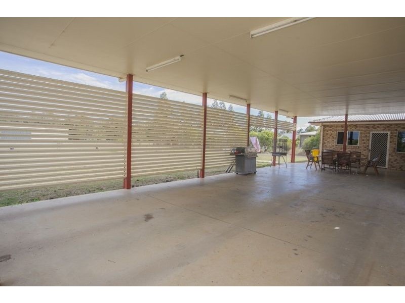 68 Ainsworth Street, Chinchilla QLD 4413