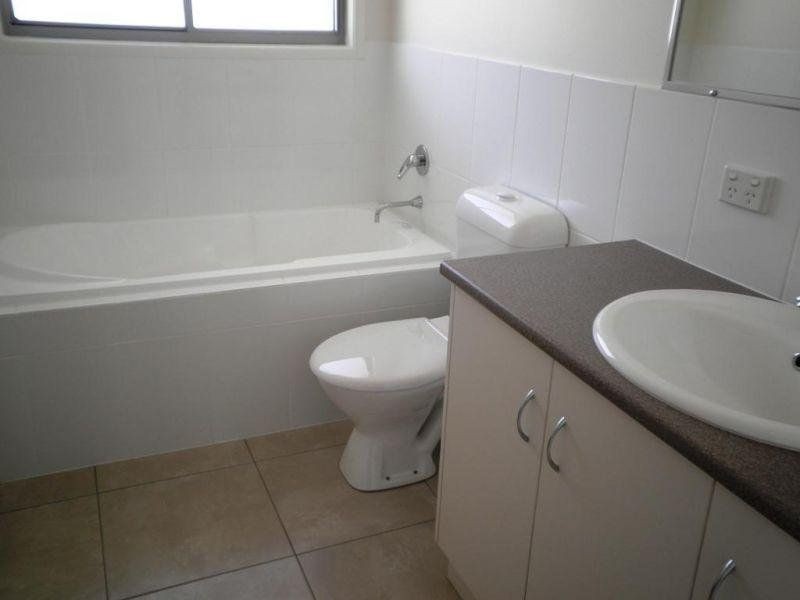 2 Irwin, Chinchilla QLD 4413