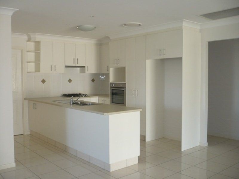 14B Skewis Street, Chinchilla QLD 4413